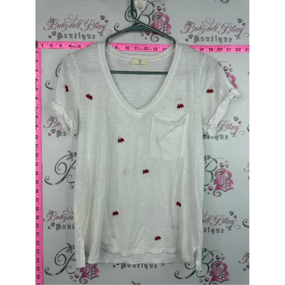 T.La crabs shirt White V-Neck Tee with Red Crab Embroidery